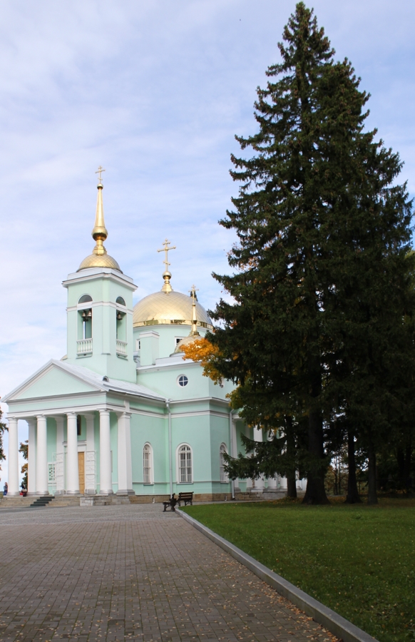 Церковь в Вартемяках
