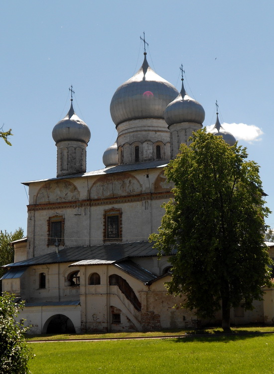 собор иконы Божией Матери "Знамение"1682-1680 г