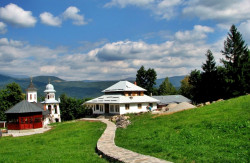ursache 
Schitul Pustnicului Gherasim, jud.Gorj 
2014-12-01 19:30:00