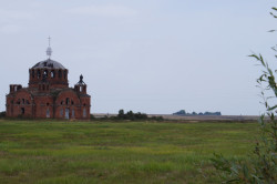 vsmetanin 
(Road, Church) 
2014-12-28 18:18:52