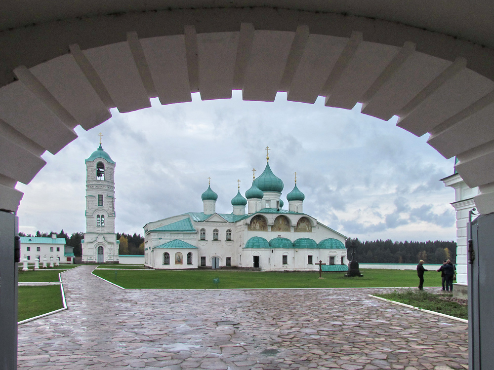 Спасо-Бородинский монастырь