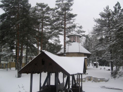 nina.s 
Црква Светог Пантелејмона на Дивчибарама 
2015-01-14 13:31:38
