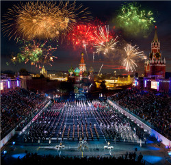 B.Bort 
Храм Покрова Божией Матери на Красной площади 
84 
2015-01-15 08:41:16