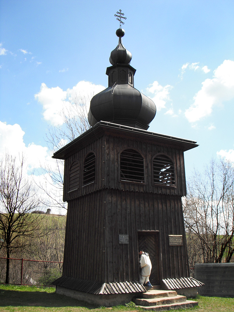 Dzwonnica w Morochowie