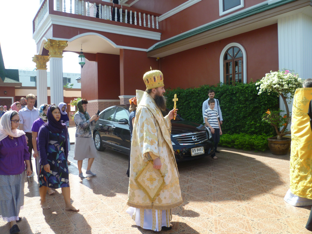 Bishop Isilkulskiy during The celebration of St. Nicholas the Wonderworker.