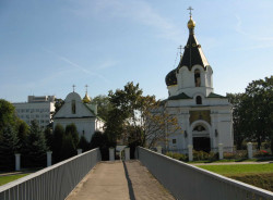 olegka86 
Мост к церкви 
2015-02-02 13:03:23