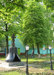 gomelchanin 
Помнік каля завода Цэтраліт у Гомелі. Фота 4 траўня 2012 г. 
2015-02-25 11:39:45