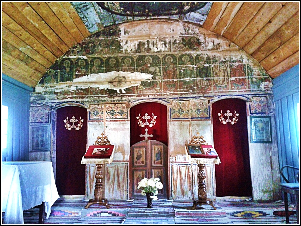 interior biserica veche, manastirea Gai (2)