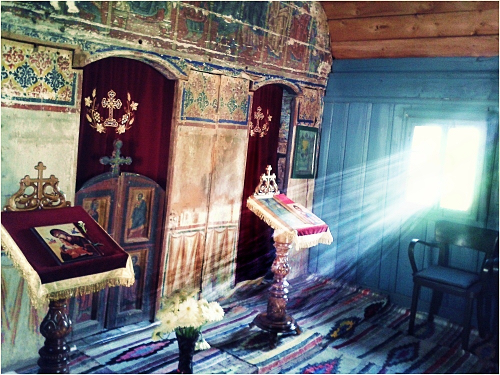 interior biserica veche, manastirea Gai
