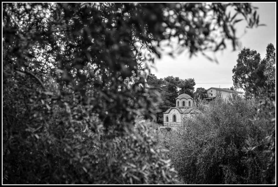 Monaster Paraklitu - kaplica cmentarna