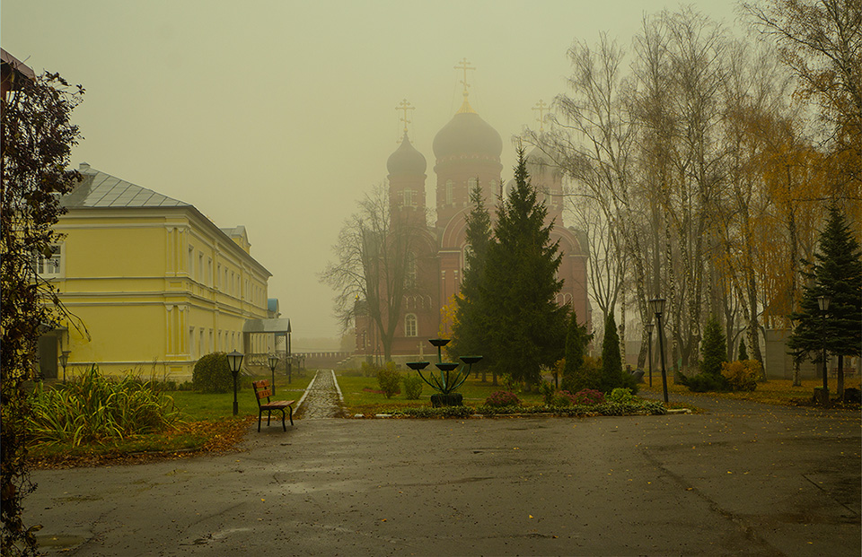 Крестовоздвиженский монастырь.