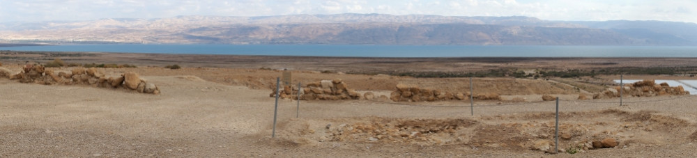 nikolais 
Qumran - Dead Sea 
2015-03-03 11:43:01