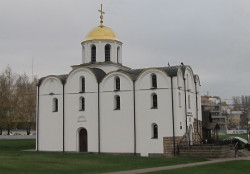 olegka86 
Благавешчанская царква у Віцебску 
2015-03-25 10:06:57
