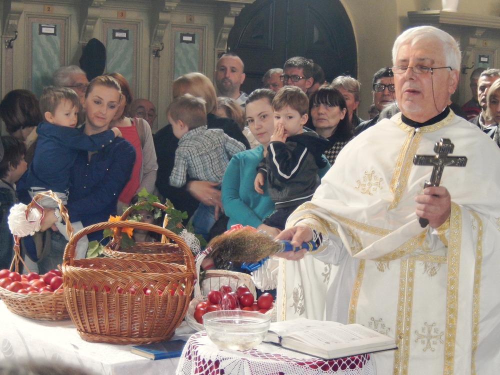 Христос Воскресе добри људи † † † 