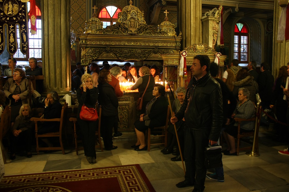 A candle for ARHANGELOS OF MANDAMATHOS His feast today 26/4/2005