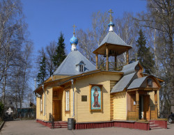 Solodushkin 
Сретенский храм в Новой Деревне 
2015-04-06 06:49:22