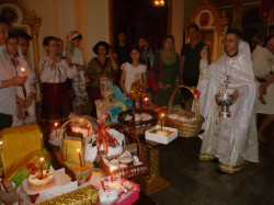 oHellKungo 
Blessing of Easter Baskets 
2015-04-12 00:19:25
