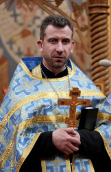 jarek1 
Fr. Paweł Łapiński 
2015-04-12 17:57:36
