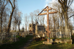 lugevi 
Старое кладбище 
2015-04-21 12:37:12