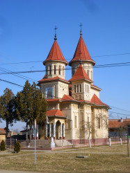 joanikije 
Храм цара Константина и царице Јелене 
2015-04-22 23:52:53