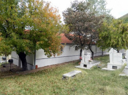 crkva 
Church "St. Demetrius", village Oreovec near Prilep, Macedonia. 
2015-04-23 11:15:44
