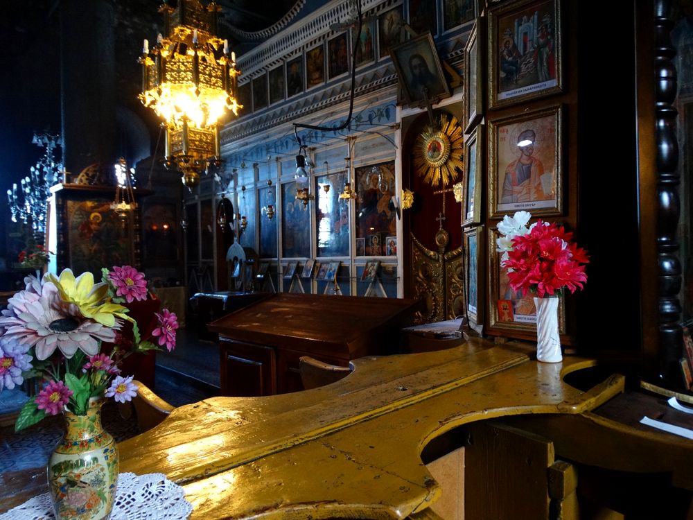 храм "Света Троица", Асеновград