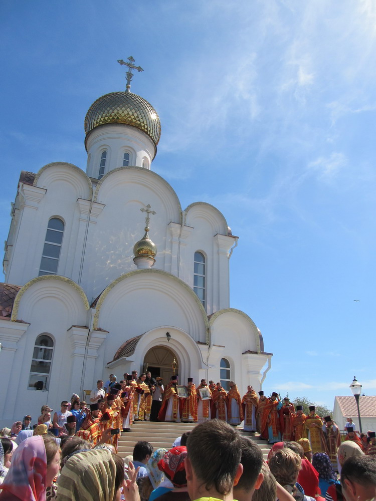 Асвяшчэнне царквы свяціцеляў Кірыла і Лаўрэнція Тураўскіх.