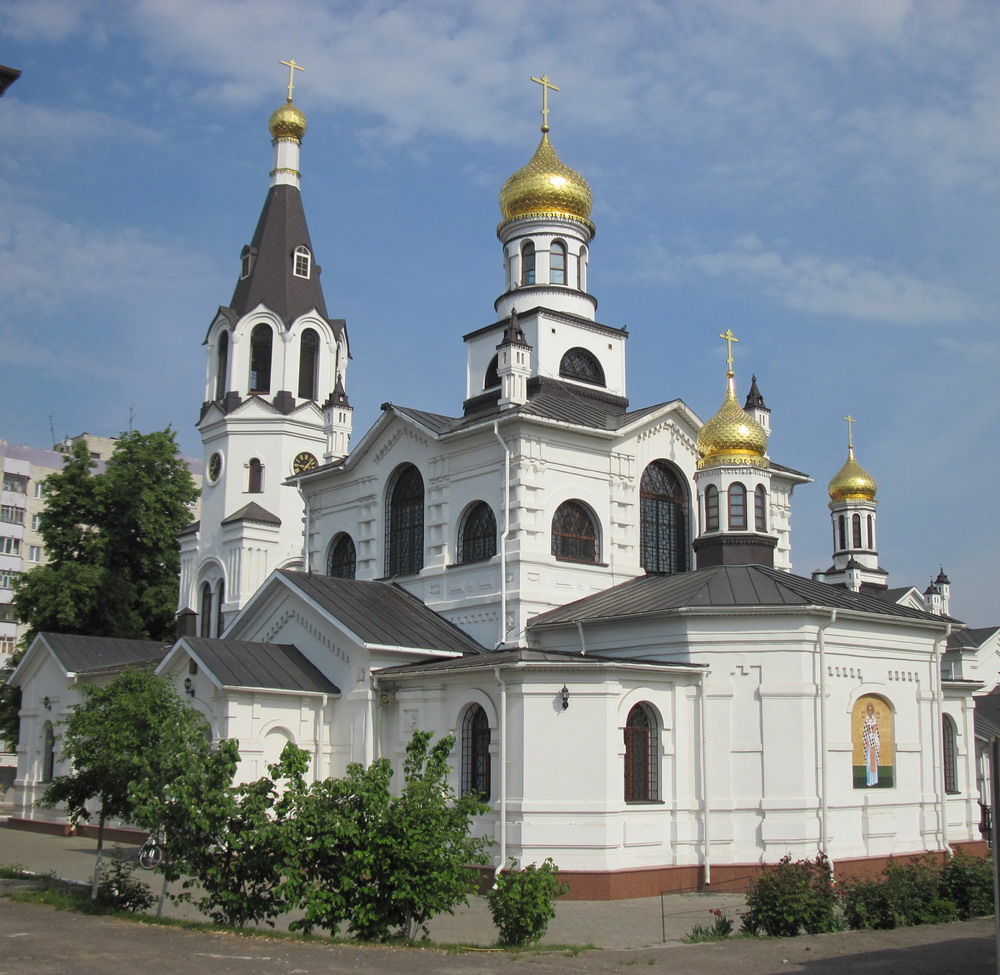 Свята-Мікольская царква з боку алтара.