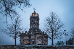 Mary_ 
Дубровицкая церковь! 
2015-05-07 11:49:31