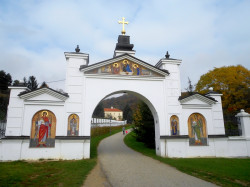 joanikije 
Пут у манастир Гргетек 
2015-05-09 21:11:15