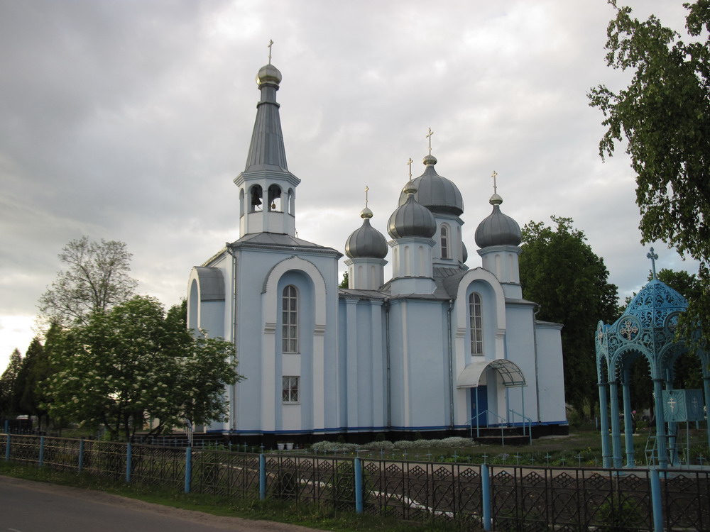 Царква Успення Божай Маці у пасёлку Краснае. Гомельскі раён
