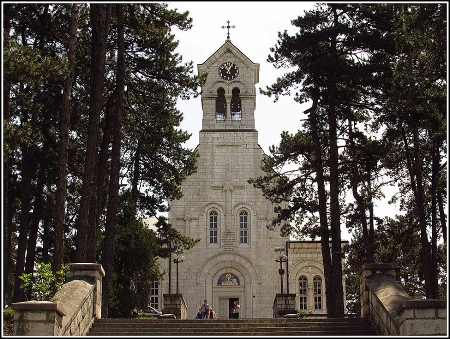 Никшич,  Храм Св. Василија Острошког