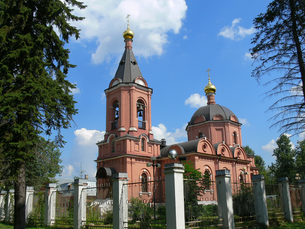 Храм Дмитрия Солунского в Щитниково
