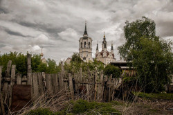 Oks.Lugovaya 
Воскресенская церковь 
72 
2015-06-02 11:11:22
