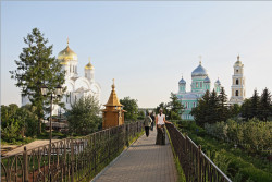 tolmargarita 
Дивеево. Святая Канавка 
2015-06-09 11:12:38