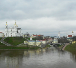 olegka86 
Успенскі сабор. Віцебск. Дзвіна. 
2015-06-18 15:35:18