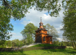 jarek 
The Holy Spirit chapel of Jableczna monastery 
2015-06-23 05:42:27