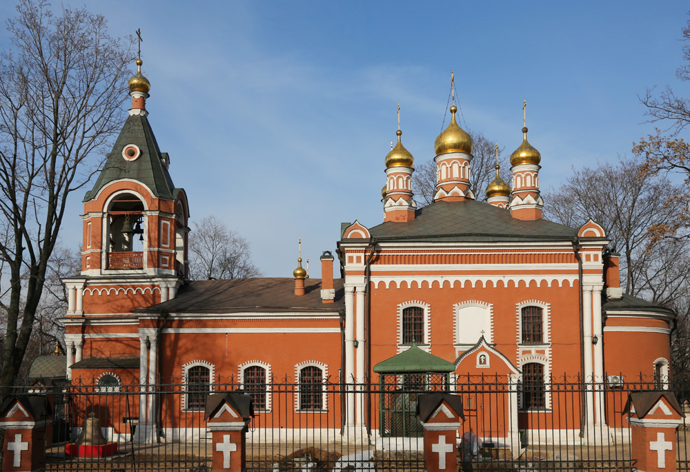 Храм Рождества Богородицы в селе Владыкино