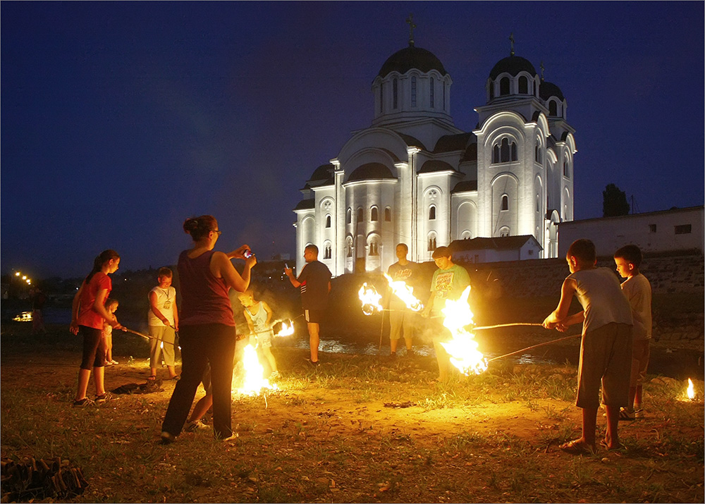 Уочи Петровдана - On the eve of St.Peter and St.Paul day