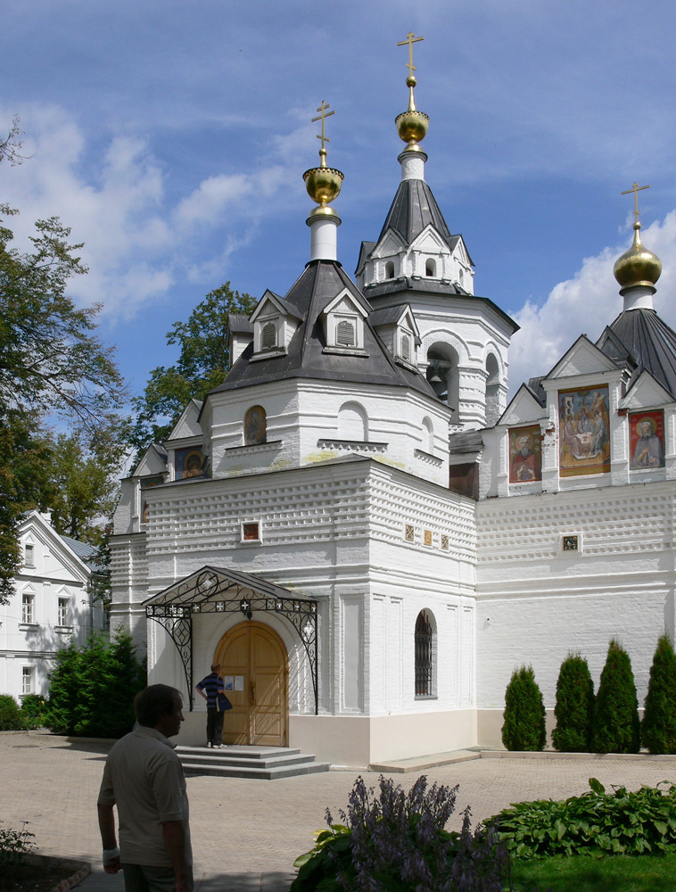 Свято- Троицкий Стефано-Махрищский монастырь