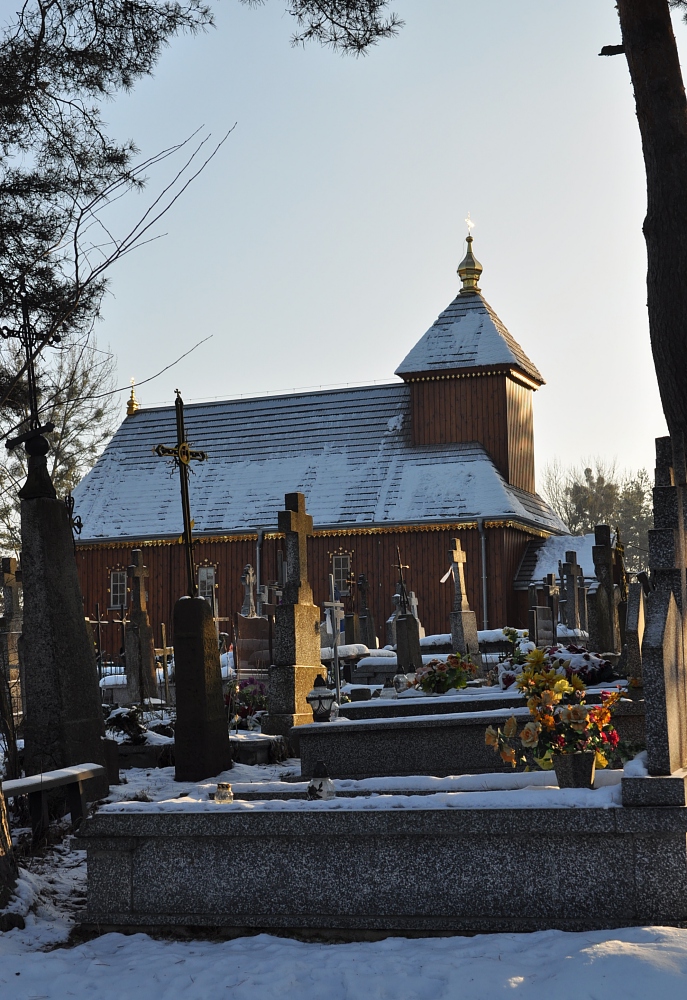 kaplica cmentarna w Czyżach (2)