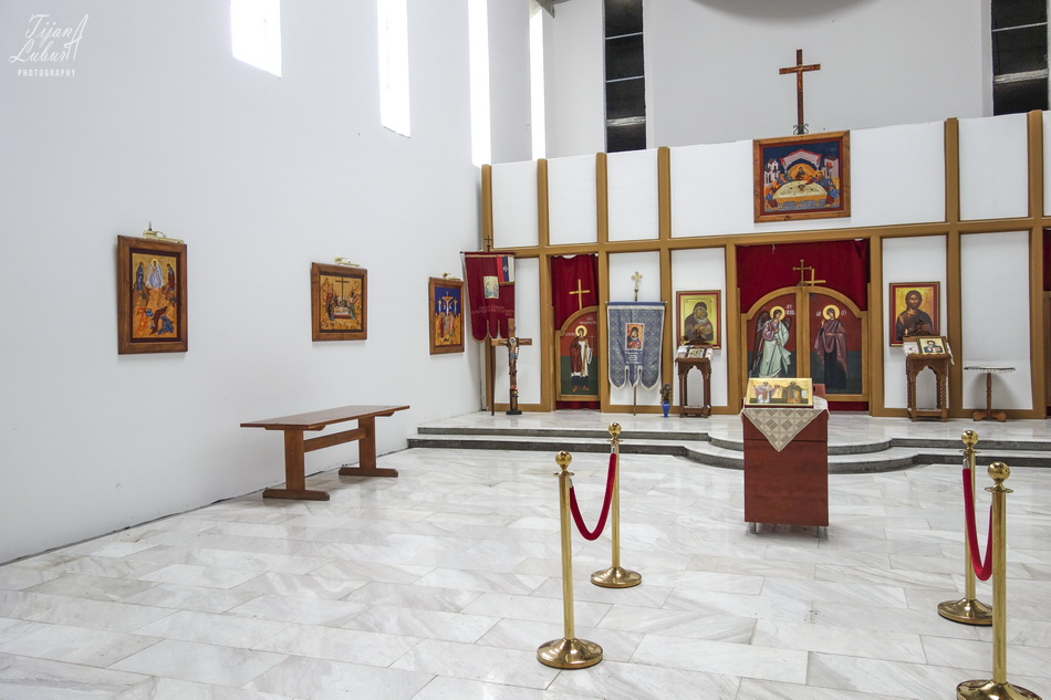 Св. Кирило и Методије, Јајинци, Београд