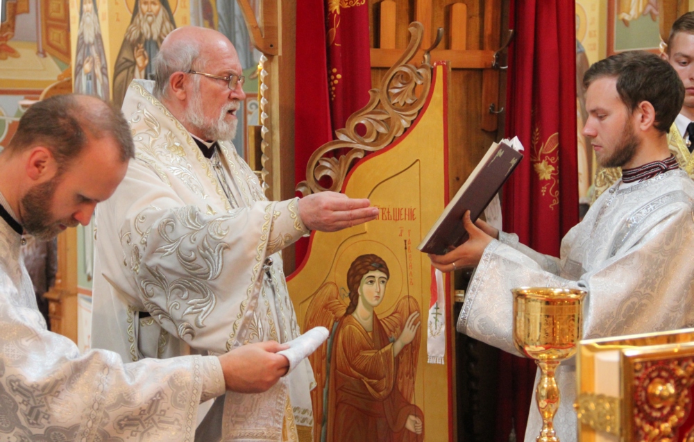 Divine Liturgy in Zwierki Convent
