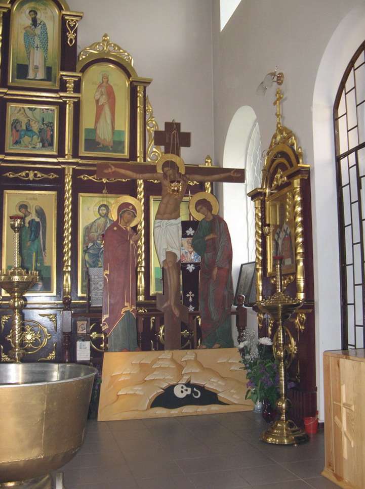 Укрыжаванне. Царква свяціцеля Мікалая ў Валатаве. Гомель. 2008 г., травень