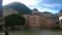 bogdan 
Ιερά Μονή ΜΕΓΙΣΤΗΣ ΛΑΥΡΑΣ - Holy Monastery of MEGISTI LAVRA - Великая Лавра 2014 (7) 
2015-07-01 19:46:07