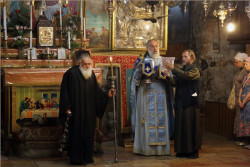 tolmargarita 
Иерусалим. Литургия в Храме Успения Пресвятой Богородицы 
2015-07-19 05:18:56