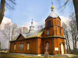 David 
Drewniana cerkiew p.w. św. Apostołów Piotra i Pawła z roku 1867 (Samogród). 
2015-07-21 00:13:59