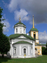Solodushkin 
Церковь Спаса Всемилостивого в Кусково 
2015-07-21 20:53:13