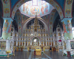 Solodushkin 
Фаянсовый иконостас собора Святой Троицы 
2015-07-31 20:05:18