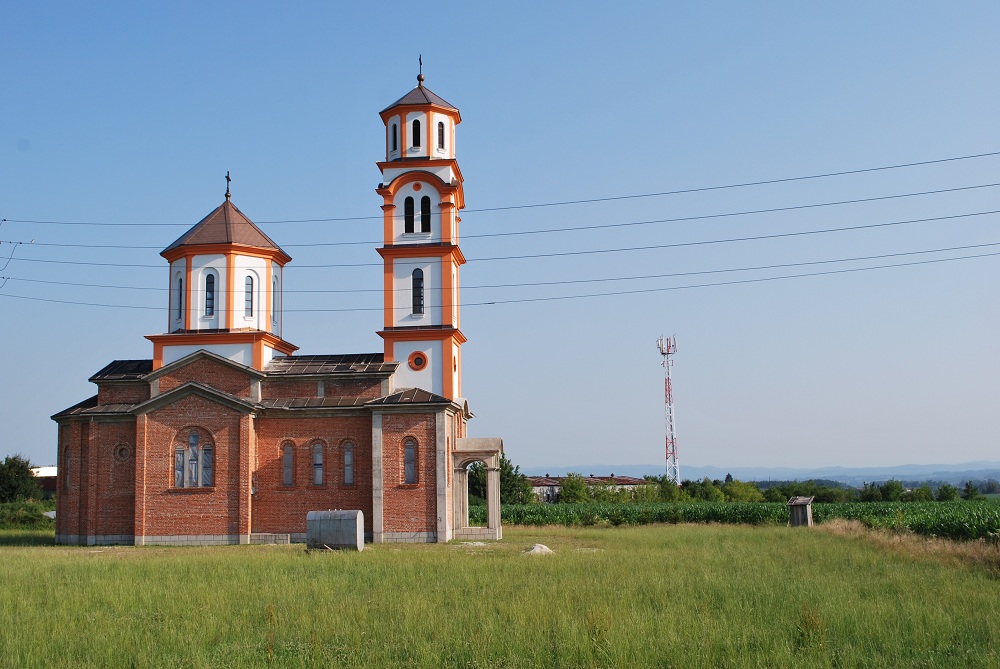 Градимо храмове